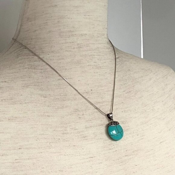 Sterling Silver 925 Round Faux Turquoise Bali Style Pendant Necklace 17" Chain - Picture 5 of 16